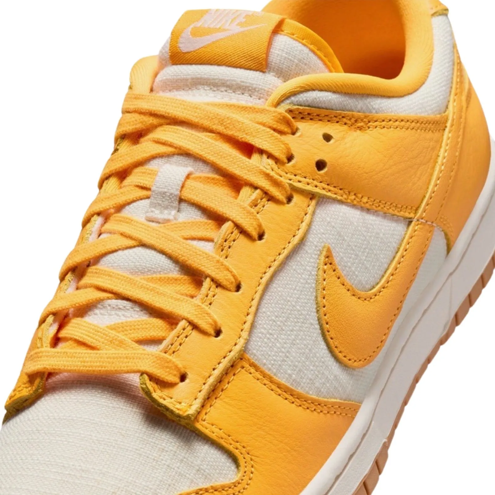 Dunk Low University Gold