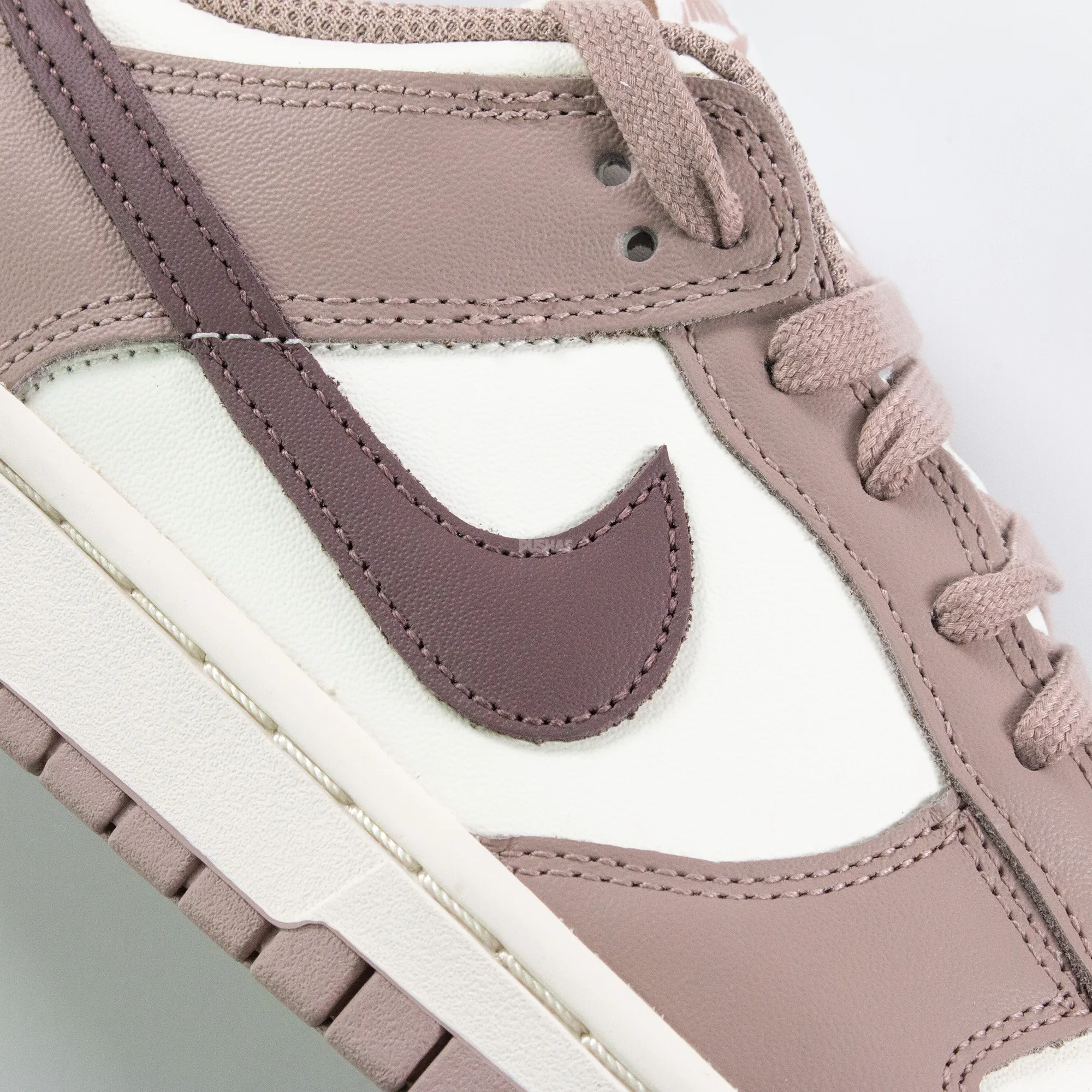 Nike Dunk Low 'Diffused Taupe' Women's (2023)