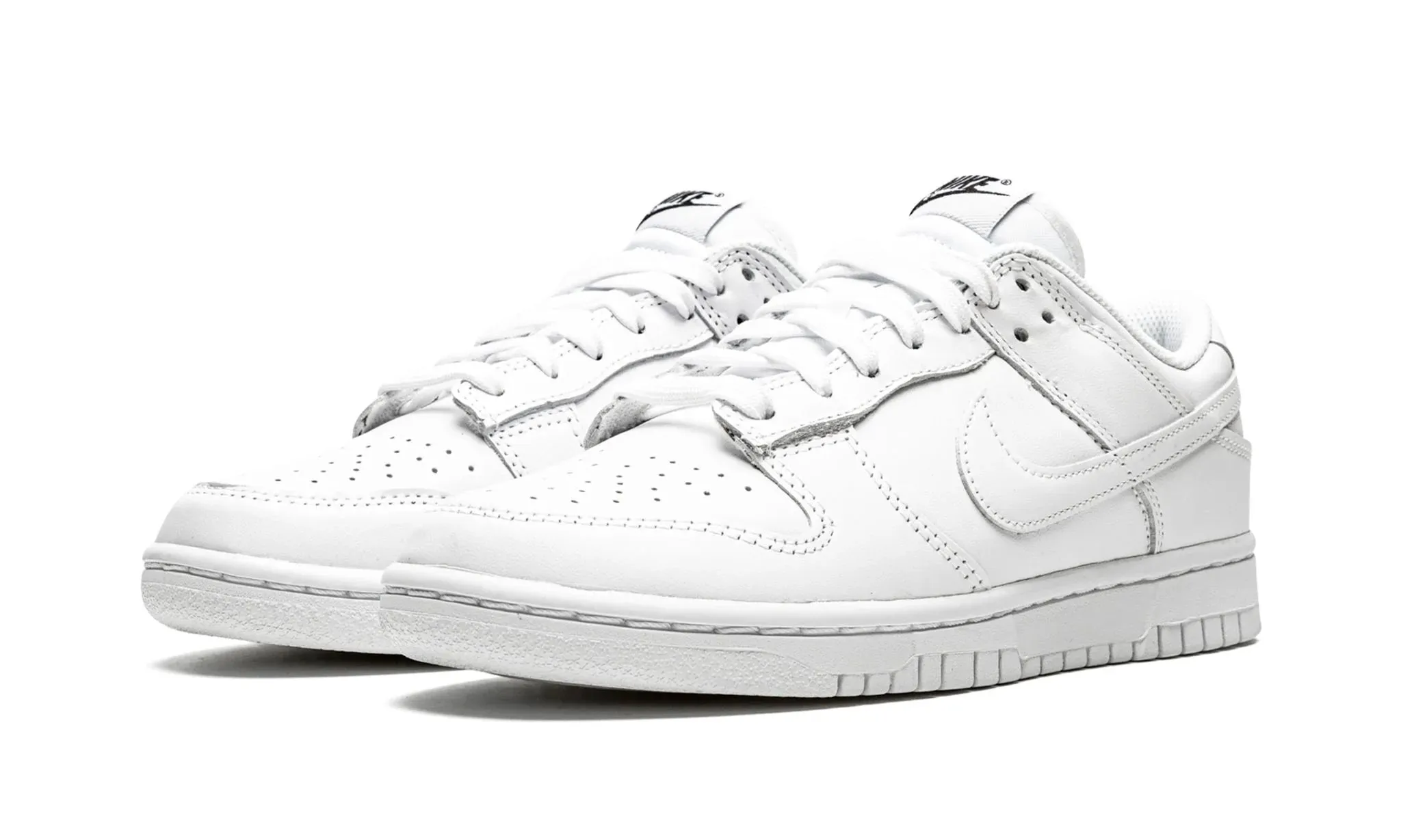 Nike Dunk Low Triple White