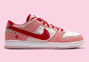 Nike SB Dunk Low StrangeLove Skateboards