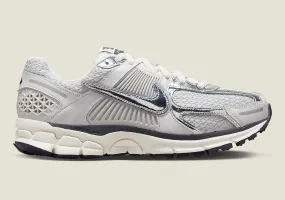 Nike Zoom Vomero 5 Photon Dust Metallic Silver