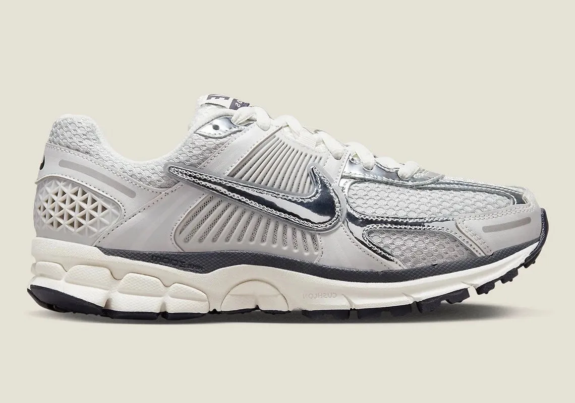 Nike Zoom Vomero 5 Photon Dust Metallic Silver