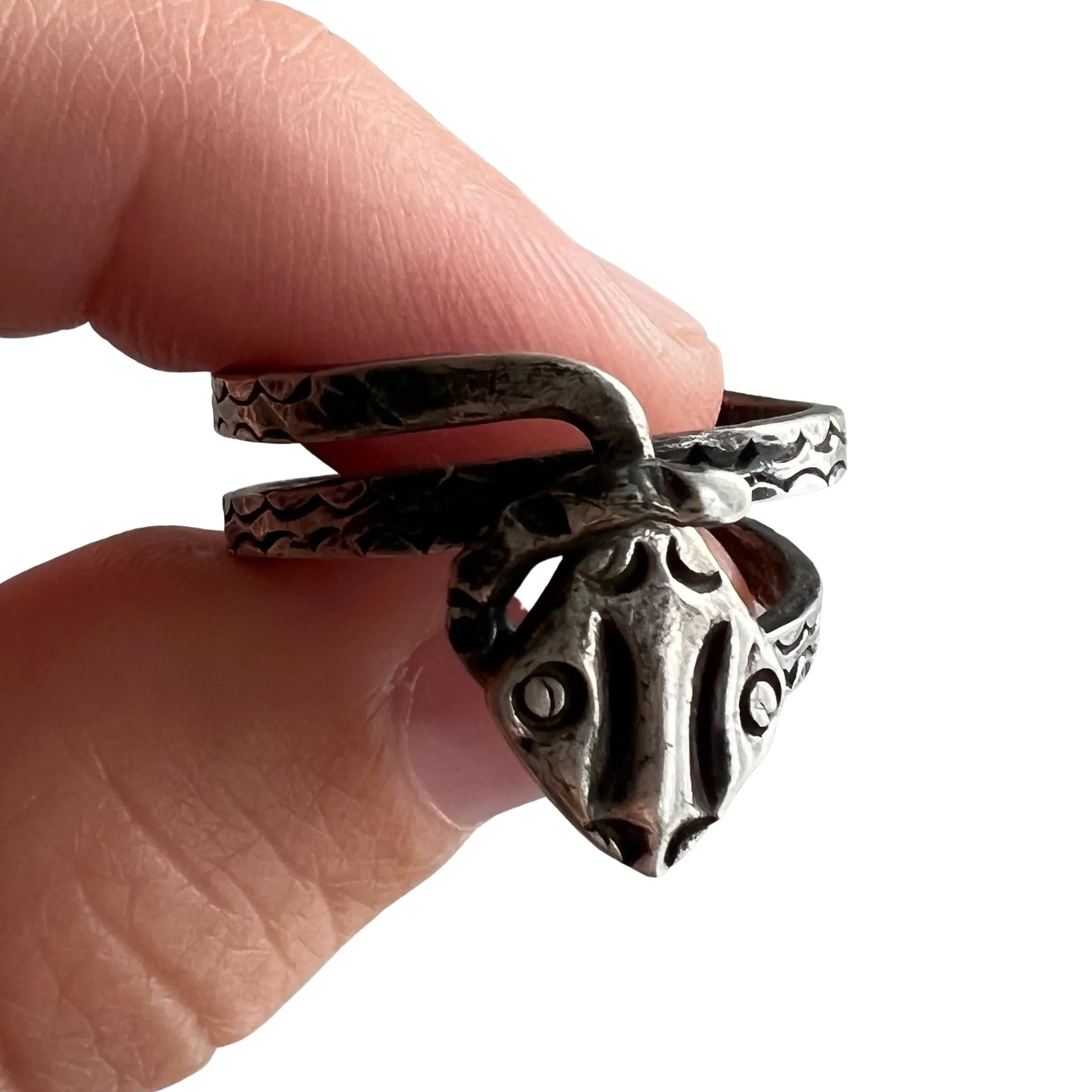 V I N T A G E // quiet rattle / sterling silver Mexican wrap around snake ring / size 7-ish