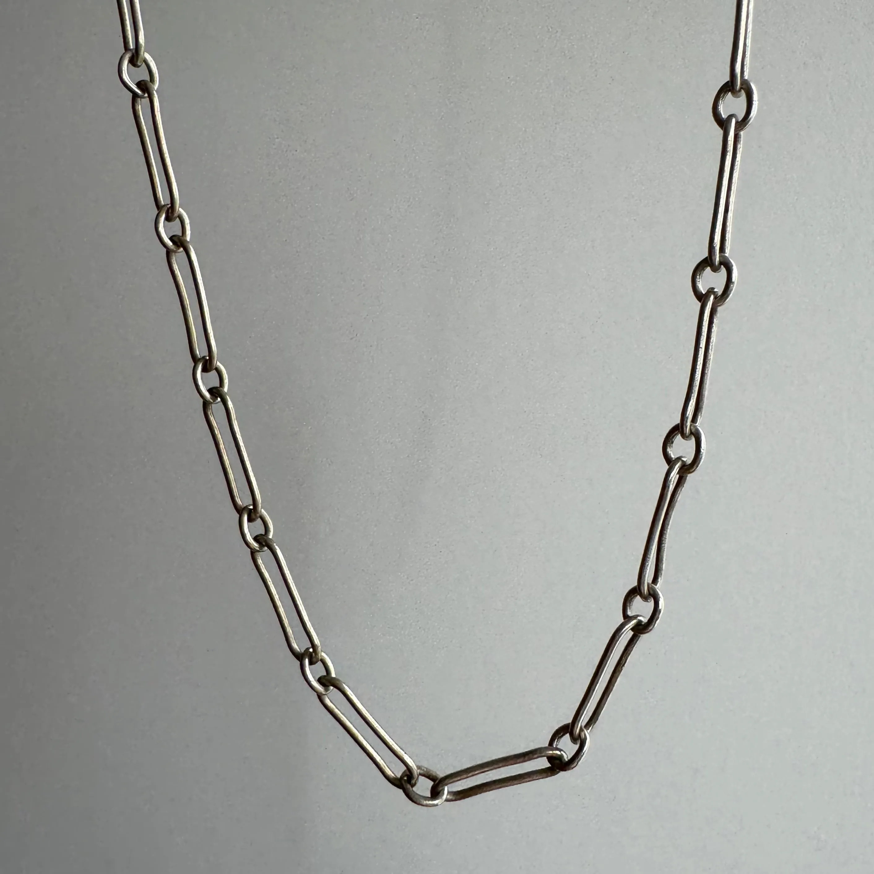 V I N T A G E // trombone paperclip / sterling silver long and short link chain / 24, 7g