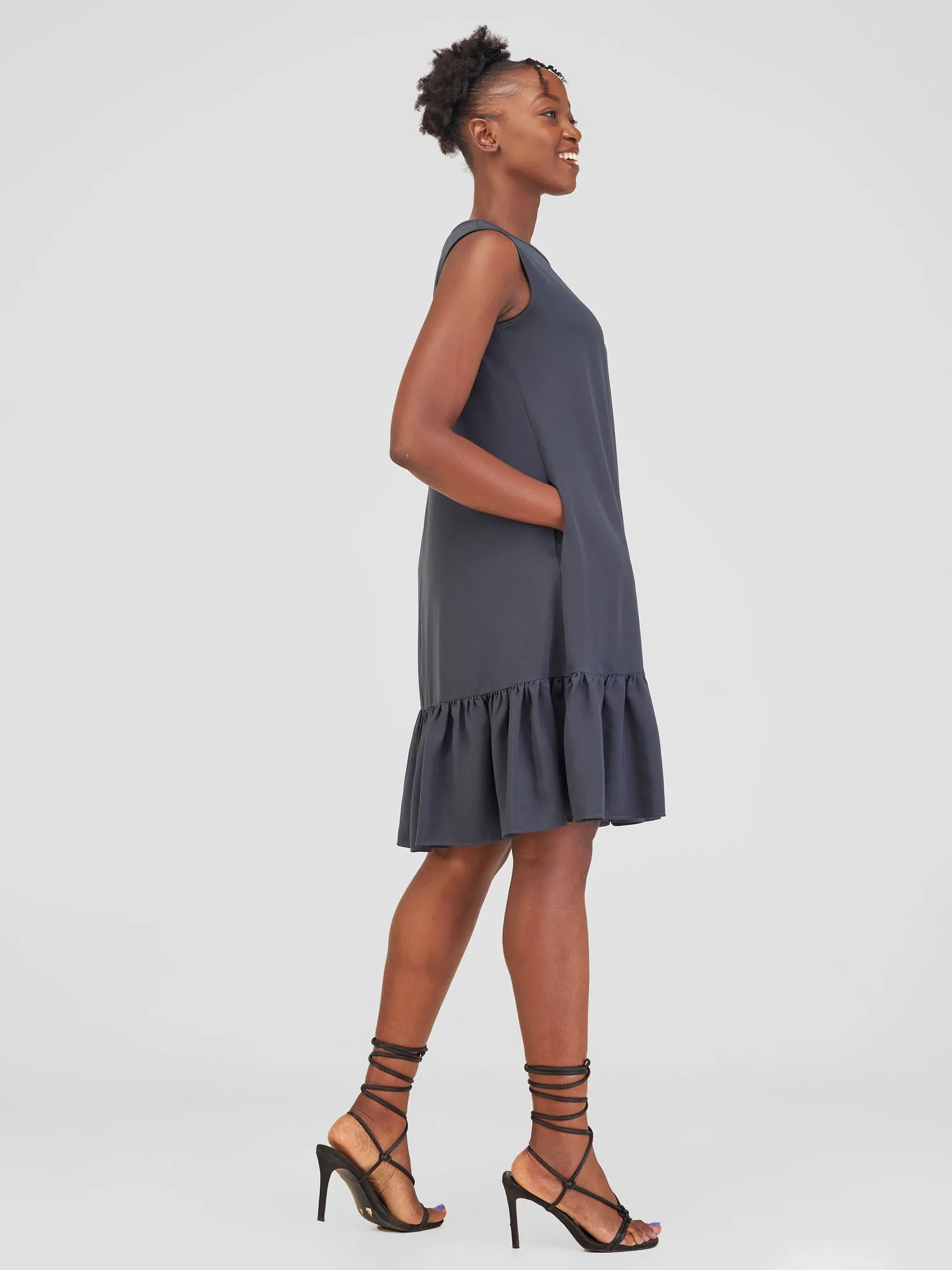 Vivo Dalia Sleeveless Gathered Tent Dress - Grey